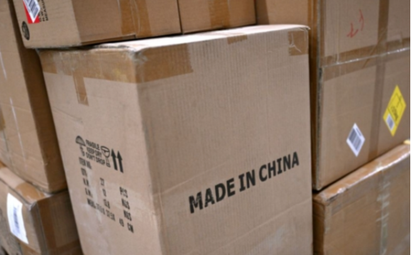 白宫正式取消中港$800免税绿道，中国商品对美发货“全部叫停”