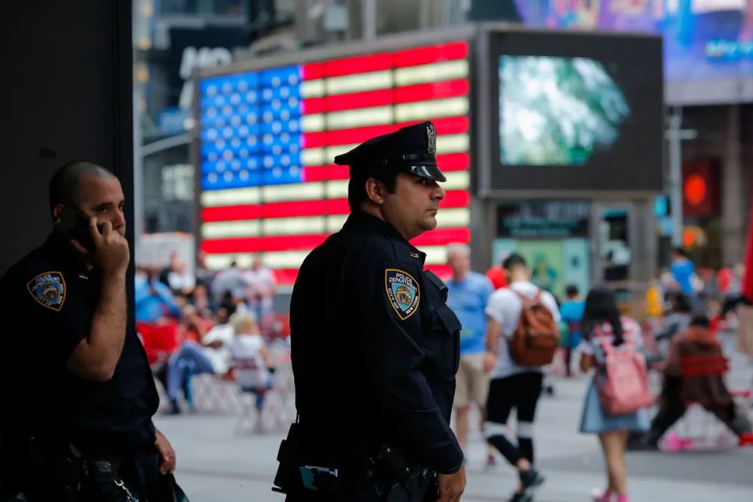 FBI警告：7月4号独立日或有“独狼”恐袭！