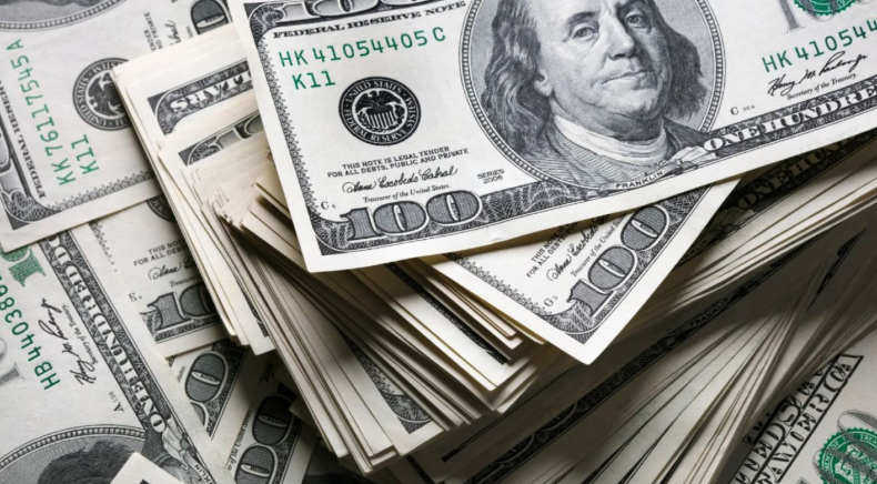 新提案：5万美元可买绿卡快速通道！缩短等待期