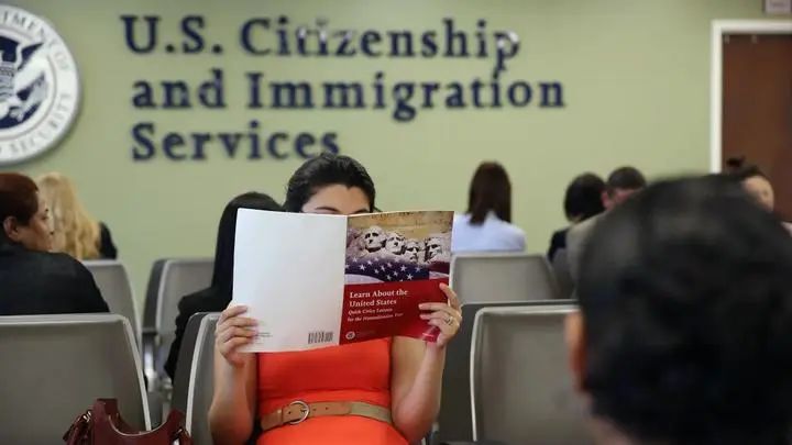 官方盘点：USCIS 给H1B 持有人在“转绿卡” 前开的绿灯- 知乎