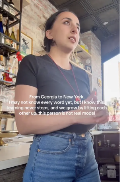 纽约餐馆老板被顾客嘲笑“有口音”    被质疑怎么做生意？网友出手了……