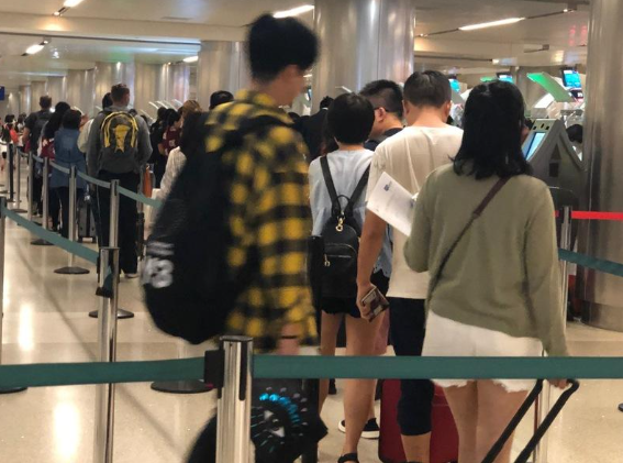 中领馆紧急提醒！中国留学生代写作业被查，签证注销+5年禁入美国
