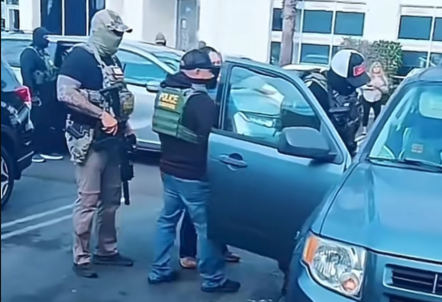 突发！华人区凌晨遭“围捕”，当街盘问行人！ICE大规模突袭行动引发恐慌
