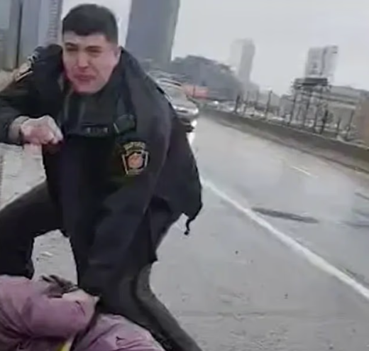 因逮捕LGBT黑人主管被炒？白人警察怒告歧视！