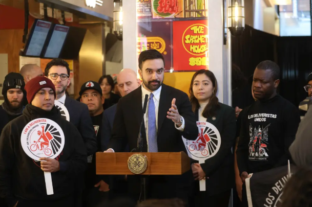 不止ICE！纽约市长将签《更安全庇护法》，大幅限制与联邦机构合作