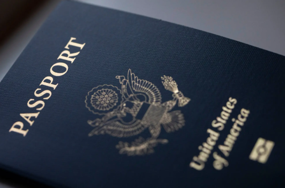 官宣！美国务院正式下调退籍费：从$2350降至$450！4月起生效