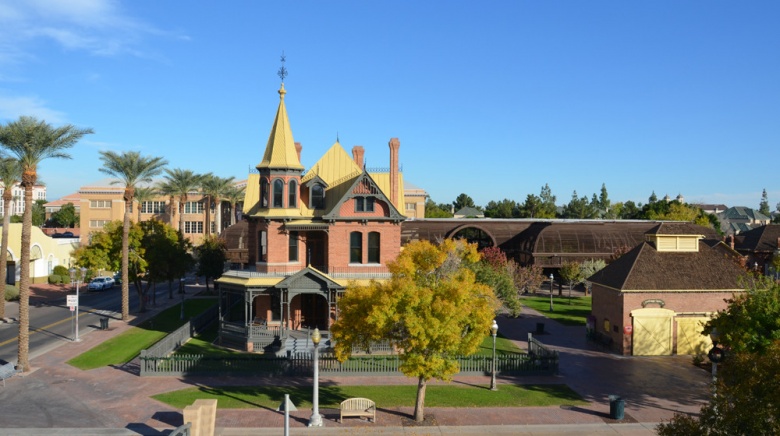 遗产广场--罗森房屋博物馆 The Rosson House Museum