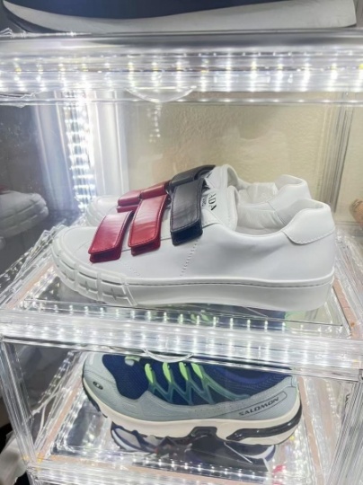 Moving sale,Prada 男士运动鞋👟，全新🆕，现$600出湾区范围可送货