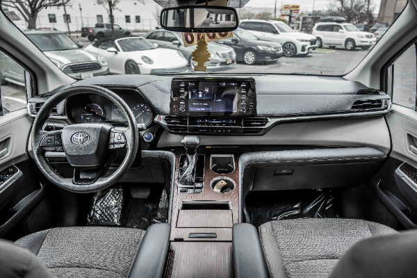 2022 丰田TOYOTA SIENNA 塞纳 HYBRID 混动 LE