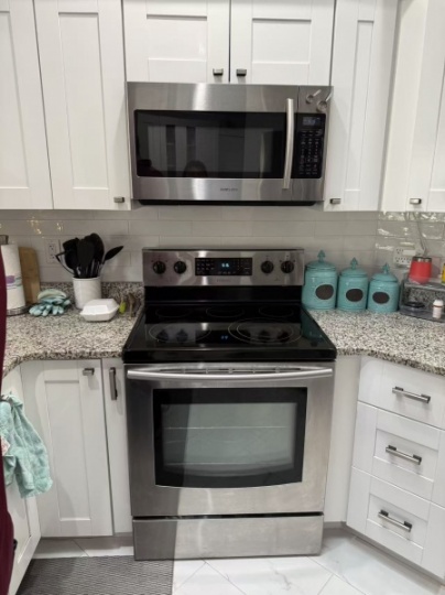 Orlando全部翻新和全新電器二房二浴室公寓出租$1950