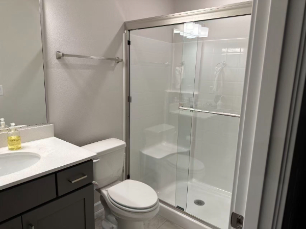 🏡 Redmond 98052|2023年次新房独立套房出租 🏡 Redmond 98052|2023年次新房独立套房出租