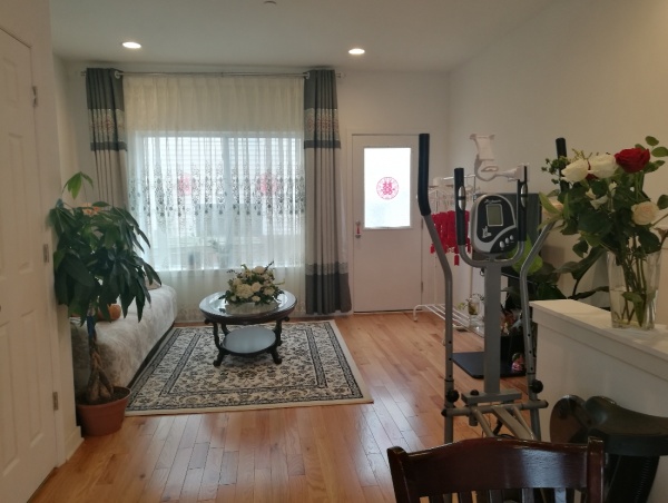 费城市中心新房house出租。 费城市中心新房house出租。