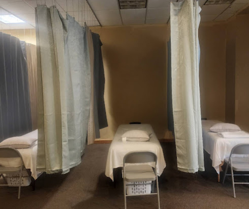 Massage Room For Sale near Concord Mall, Wilmingt Massage Room For Sale near Concord Mall, Wilmingt