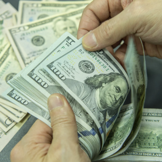 $2元小费变$45万！美国外卖小哥“拿命送餐”被警方发现 温暖了世界