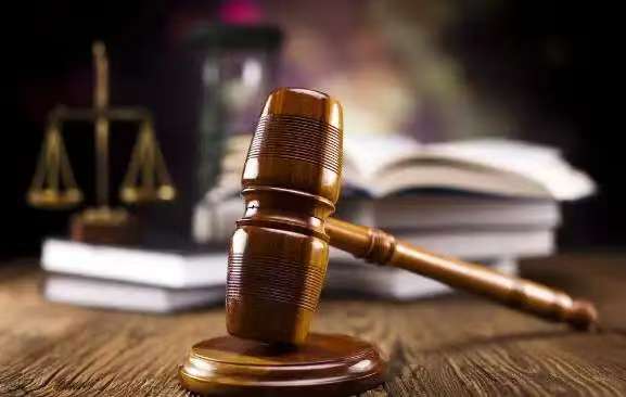 14岁以下申请人须面谈，美签新规今起生效！华人家长：感到不受欢迎