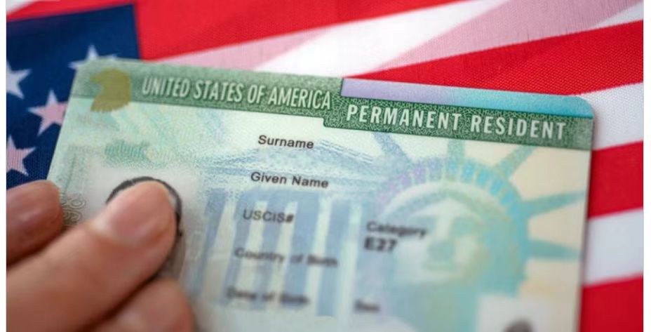 入籍更难！美国宣布推出“2025公民考试”，题库扩至128题