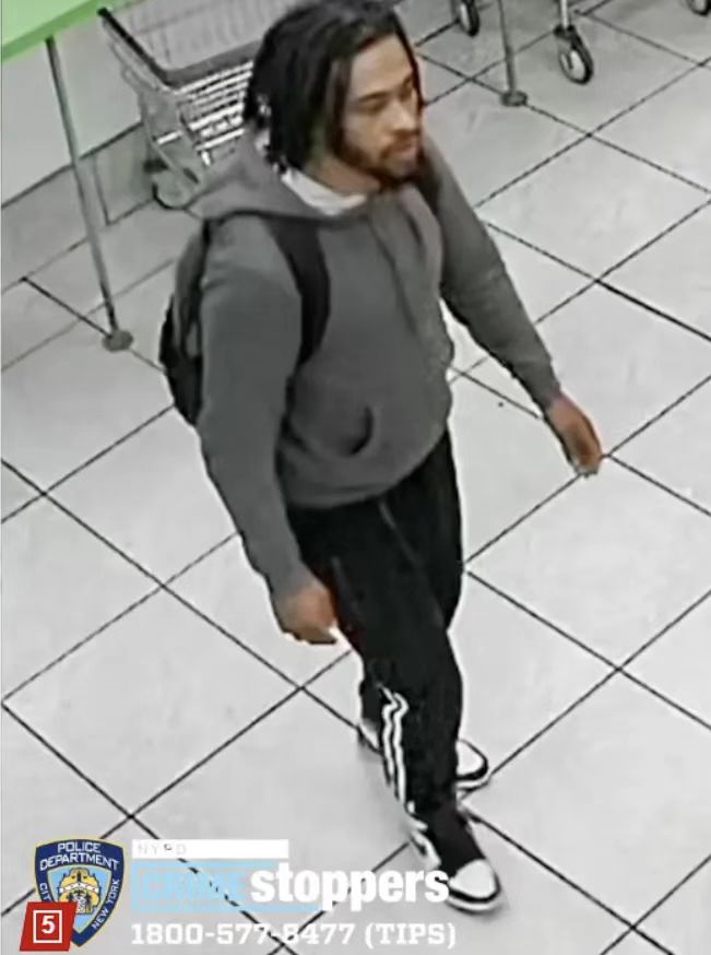 骇人！纽约假释犯尾随12岁女孩，公寓楼梯间实施强奸
