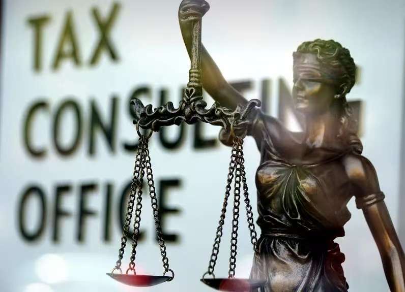 美国国税局放宽小费、加班费税收规定