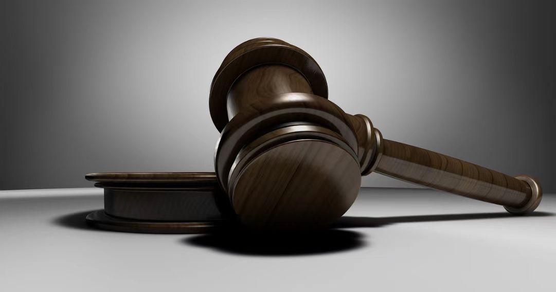 诈骗救济金+跨国洗钱！洛杉矶华男狂卷$5900万，获刑12年