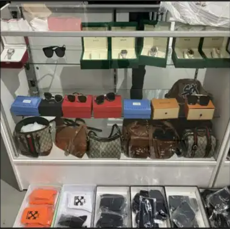 唐人街“仿冒奢侈品天堂”遭突袭：$1.5亿假货被查，17人被捕！Labubu、Gucci、爱马仕全在列