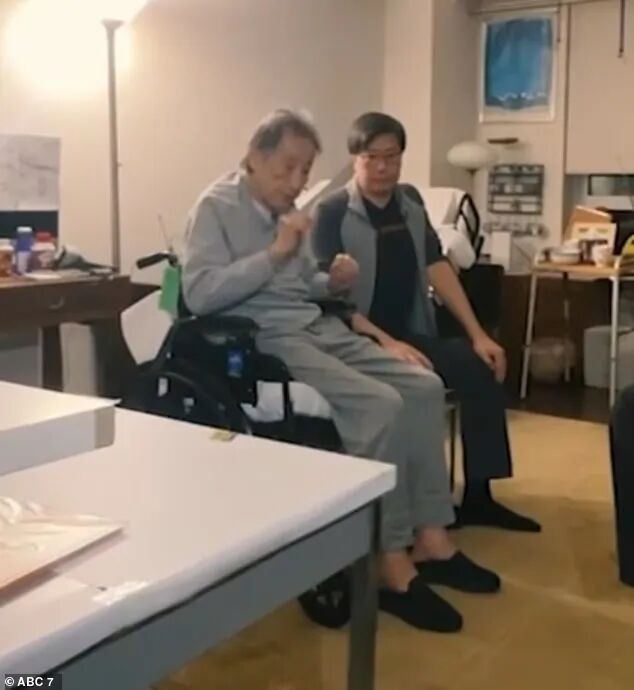 气愤!纽约90岁华人天体物理学教授,只因请人让路,竟被一把推飞出地铁!警方紧急寻人